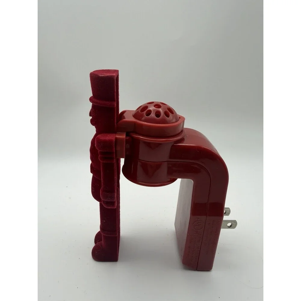 Bath & Body Works Christmas Holiday Red Velvet Nutcracker Wallflowers Oil Plug